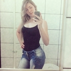 Gloria - Sexe libertin à St. Niklausen LU Profil de Gloria, 29 ans, Sexe libertin à St. Niklausen LU (Lucerne)