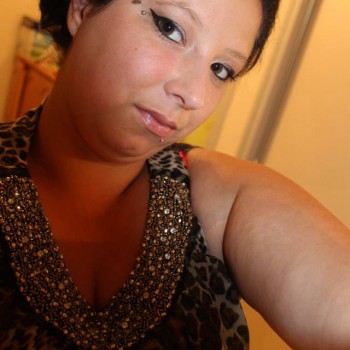 Ismaelle - Sexe libertin à Petit-Martel Profil de Ismaelle, 38 ans, Sexe libertin à Petit-Martel (Neuchâtel)