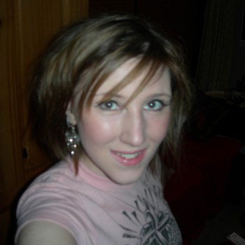 Cinda - Sexe libertin à Trélex Profil de Cinda, 30 ans, Sexe libertin à Trélex (Vaud)